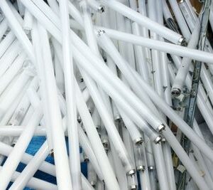 蛍光管などの水銀使用製品産業廃棄物には水銀が含まれているので、特別管理産業廃棄物に該当する？